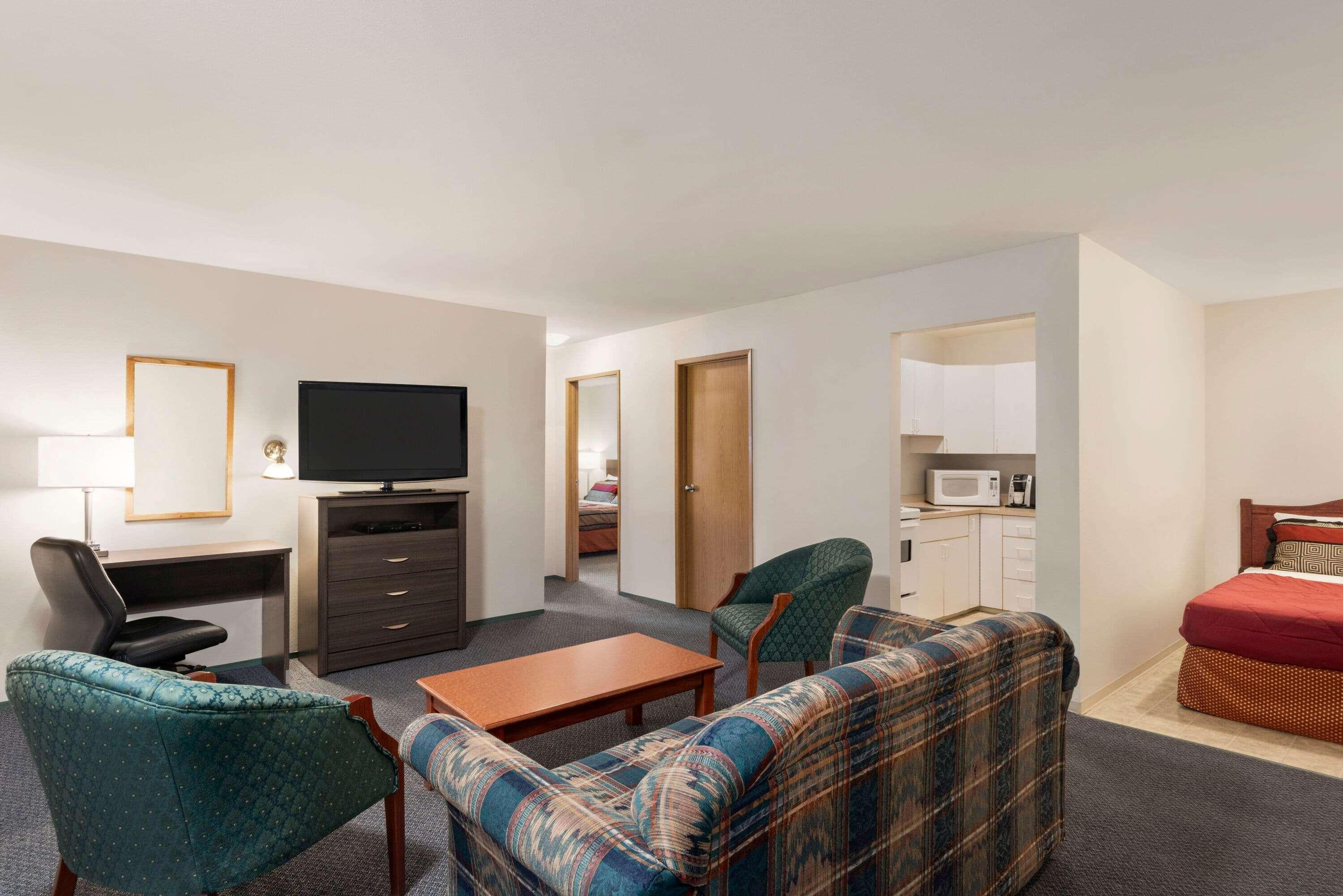 Travelodge By Wyndham Mcbride Buitenkant foto